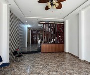 Nhà mặt tiền nguyễn xí 100m2, 4 tầng kiên cố, kinh doanh tốt, chỉ 10.75 tỷ