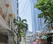 Bán đất khu phố tây quân trấn đường hùng vương - nha trang , cách biển 300m dt : 226m2 ngang 7,3m -