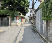Chính chủ bán lô góc 63,2m2 lô góc Thôn Cam, Gia Lâm. Cách 10m ra đường thông ô tô 7 chỗ
