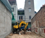 110.2m2 đất mặt phố kinh doanh sầm uất tại trâu quỳ, gia lâm. đầu tư tốt. lh 0989894845