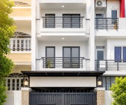 Mặt tiền đường khu gần parcmall q8 cao lỗ p4 p.chánh hưng