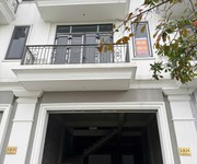 Chính chủ cần bán căn liền kề tại calyx residence, 319 đông anh, view vườn hoa.