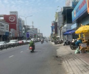 4 Bán hoặc cho thuê nhà 2MT Hoàng Văn Thụ, Q. Tân Bình
