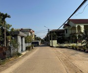 Gia đình cần bán nhà sen trì - thạch thất - đường oto - gần tl420
