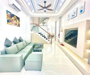 Bán nhà mặt tiền tự lập, .4  quận tân bình   5,5 20m  trục cmt8