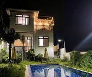 Biệt thự nghỉ dưỡng ven Đà Lạt - có hồ bơi riêng - full nội thất - không gian sống đẳng cấp