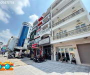 Bán siêun phẩm 5 tầng mới - nhà 2 mặt tiền lớn 25m trần hưng đạo - 4m 16m - ngay phố đông y nổi