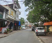 2 Nhà phố phượng trì   82m , mt  5m, kd sầm uất