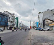 Bán nhà QUẬN 3, Ngang 5M nở hậu , CMT8, CHỈ 7.X TỶ