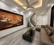 nhà phố thạch bàn   cổ linh  42m  x 5 tầng  thang máy  ô tô đỗ cửa  14,x tỷ
