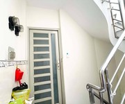3 Nhà sát đường vĩnh viễn phường 4 cũ quận 10. 3 Nhà sát đường vĩnh viễn phường 4 cũ quận 10.