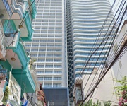 Bán nhà hẻm bạch đằng thông ra nguyễn thị minh khai . đường oto rộng 8m - dt : 113m2 -  giá bán :