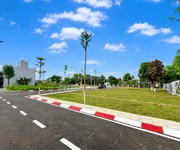 Cần bán 100m2 full thổ lô góc mặt tiền đường ngay cổng trường DHQG
