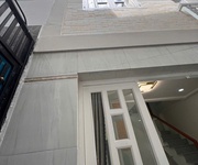 Nhà đường số 9, p4 cũ ,quận 4 , 3 tầng lầu hoàn công đầy đủ, khu dân cư hiện hữu giá 2 tỷ 8
