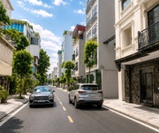 Bán tòa building khu vĩnh phúc, 8 tầng thang máy, ở kết hợp cho thuê, 50m, ngoài 30 tỷ