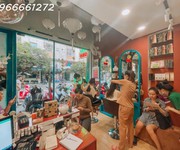 1 Cho thuê mặt bằng, hoa sứ - khu phan xích long. 1 Cho thuê mặt bằng, hoa sứ - khu phan xích long.