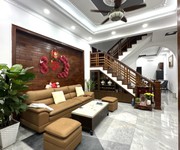 Bán nhà đường số 11, hiệp bình phước, thủ đức, tp hcm. dt 117m2, 3 tầng, sổ hồng. giá 14.3 tỷ.