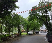 Bán đất việt hưng 50m2- mặt hồ- ô tô tránh- hơn 10 tỷ