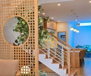Bán tòa căn hộ trưng nữ vương, hải châu, 200m2, 28 phòng, doanh thu 160tr/tháng