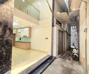 Nhỉnh 9 tỷ trung tâm đống đa, nhà mới 6 tầng thang máy, thiết kế hiện đại, thang máy nhập, chủ