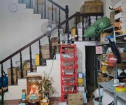 Nhà btct 3 tầng đht 42   ngang 5m   cách mt 1 căn   chỉ 6,8 tỷ