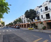 4 Nhà phố trung tâm TPHCM, chỉ 14tr/m2 dtsd 4 Nhà phố trung tâm TPHCM, chỉ 14tr/m2 dtsd