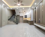 Nhà mới đẹp   miếu 2 lê chân   ô tô cách nhà 15 bước chân  vị trí thuộc ngõ kafa hồ sen đi vào,