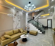 Nhà đẹp vũ chí thắng ô tô đỗ gần nhà