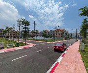 Gia đình em có quỹ đất gần 1000m , nay cắt bán từng lô 100m  tại xuân mai   chương mỹ.