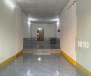 4 Cần nhượng lại phòng gấp
