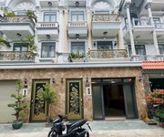 Nhà hẻm xe hơi đào tông nguyên, ngang 6m, hơn 8 tỷ, cạnh trường học