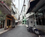 Nhà đường chấn hưng quận tân bình phường 6 cũ.