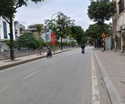 Hàng hiếm mặt đường hồng tiến - long biên.