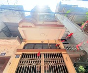 bán nhà phân lô quân đội   ngõ thông tứ tung   ô tô đỗ cửa   sát hồ tây   khu dân trí cao