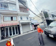 Bán nhà quận 4 - mặt tiền đường bến vân đồn - xe hơi ngủ trong nhà - vị trí vip kinh doanh đa ngành