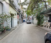 Bán đất đường Đức Giang, Việt Hưng: 51,2m2, mặt tiền rộng 5,2m, view hồ cực thoáng, ô tô đỗ cửa