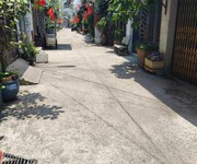 Bán nhà đông hưng thuận 17, q.12. dt 196m2, 8pn, sổ hồng. giá 12 tỷ.
