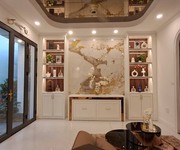 Đẹp như khách sạn nhà xây mới 6 tầng thang máy phố lạc long quân 72m, giá 16,2 tỷ gần phố ngõ thông
