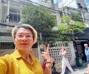 Bán nhà 3 tầng xe hơi ngủ trong nhà đ.tôn thất tùng, quận 1 - ngang hiếm 7m 19m   liên hệ giang