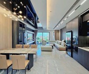 Nhà bồ đề  long biên   lô góc  2 thoáng - ô tô vào nhà-vị trí đẹp. gần hồ, trường học