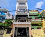 Nhà mặt đường khu lê chân gần aeon mall có thang máy - có vườn bể cá koi siêu đẹp