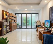 Bán nhà hẻm 6m xe hơi lê văn sỹ, quận 3, ngang hiếm 4.3 m, giá 14.5 tỷ