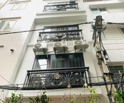 Bán nhà quan hoa, cầu giấy   50m2   5 tầng   lô góc  giá tốt  nhà đẹp long lanh - full nội thất xịn