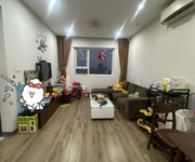 Căn hộ chung cư gần Ngã Tư Sở gần phố   ô tô 72m2 tặng nội thất xịn nhà đẹp ở ngay, 6.x tỷ
