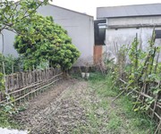 1 Hơn 3 tỷ đồng thôi. đối diện đg bắc hồng, 55m2, mt4.3m, 5 chỗ, thông, đông anh, 3.65 tỷ.
