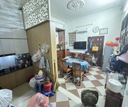 Chính chủ  bán gấp căn nhà phố nhà chung, mặt tiền 4.3m2, 105m2, 37 tỉ, kd homestay
