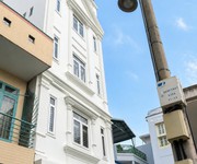 Chdv 5 tầng - 101m  ngang 5.7m - 22 phòng dòng tiền 80 triệu/tháng chỉ 12 tl