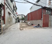Bán Lô Góc 85m2 Thanh Am - Việt Hưng: Đường Rộng Ô Tô Vào Đất, Sát Trường Chợ, Sổ Đỏ