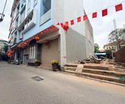 Đức giang,long biên 9 tỷ 60m phân lô ô tô,cần bán chuyển vào nam