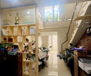 Bán nhà BÀNH VĂN TRÂN , 4,3 x 12 , 5 phòng ngủ , sát hẻm xe hơi , CHỈ 8 TỶ